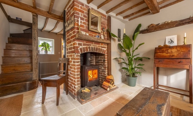 Framlingham Cottage | Romantic Getaway at Number Four in Beautiful Suffolk