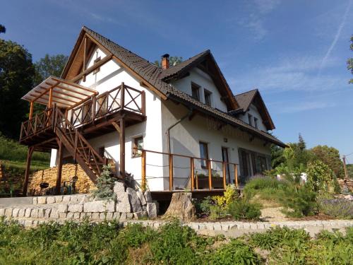 Dlouhy Most Apartment | Luxury Apartments at Motýlí Chalupa near Ještěd – 8.9/10!