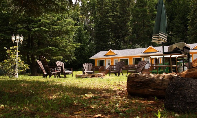 Mont-Tremblant Hotel | Discover Motel 149: Rated 8.8, Family-Friendly Amenities