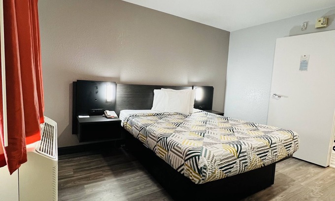 La Mesa Hotel | Convenient Motel 6 in La Mesa, CA - Perfect for Families