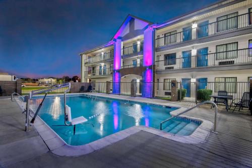 Lafayette Hotel | Pet-Friendly Comfort at Motel 6 Lafayette, LA