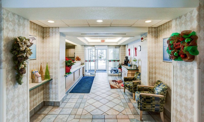 Red Deer Hotel | Discover Comfort at Motel 6 Red Deer, AB with Breakfast & More