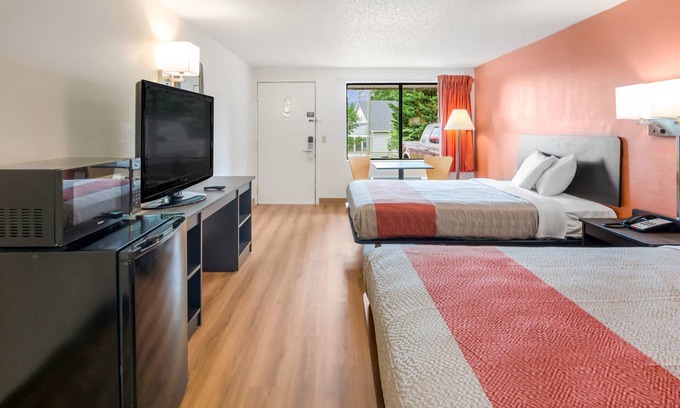 Salem Hotel | Budget-Friendly Motel 6 Salem, VA with Family Amenities