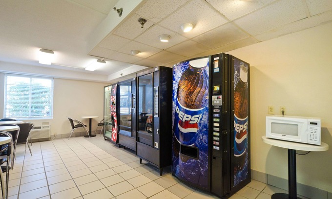 Springfield Hotel | Budget-Friendly Motel 6 in Springfield, VA Near Washington DC