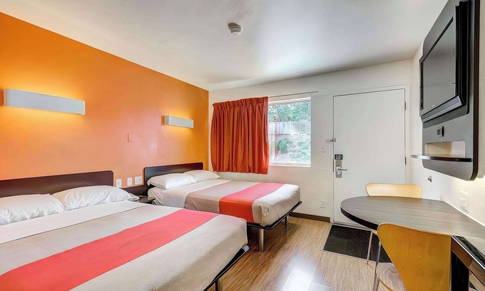 Dupont Hotel | Budget-Friendly Stay at Motel 6 Thornton, CO - Family Friendly