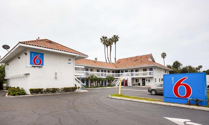 Ventura Hotel | Convenient Motel 6-Ventura, CA - Downtown with Great Amenities