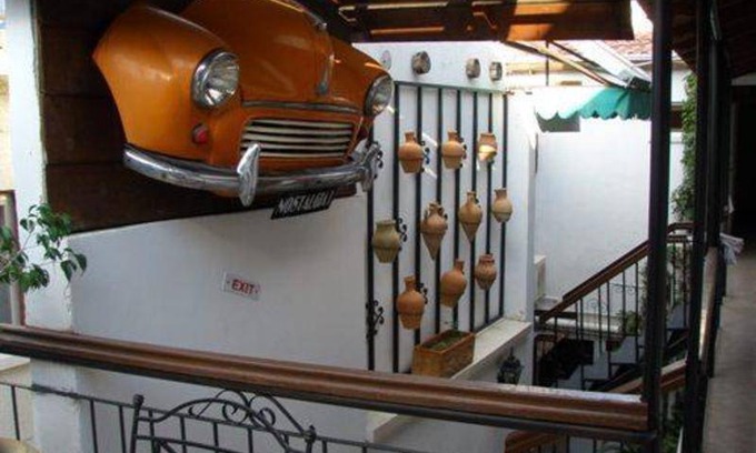 Kyrenia House | Budget-Friendly Motel with Pool for Up to 8 Guests