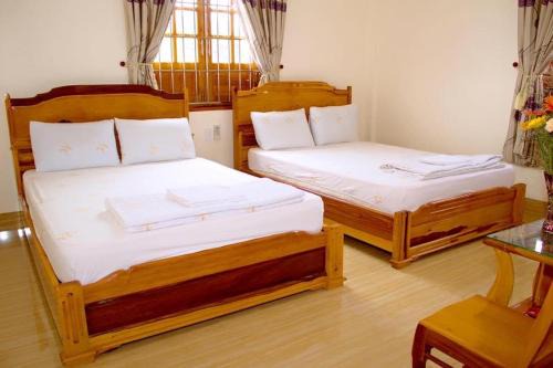 Binh Lap Hotel | Budget-Friendly Motel Cam Lập: Family & Pet Friendly Stay