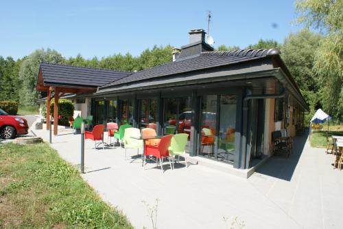 Ornex Hotel | Discover Comfort at Motel D'ornex with Family-Friendly Amenities