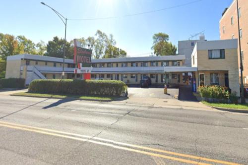 Wildwood Hotel | Family-Friendly Stay at Edgebrook Motel - Great Location!