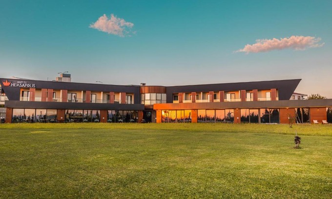 Dilovasi Hotel | Discover HOTEL HEKSAPOLİS: Spa, Hot Tub & High Ratings
