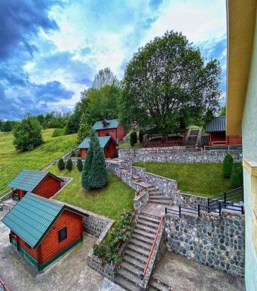 Mojkovac Hotel | Oceanfront Motel Krstac with Breakfast & Stunning Views