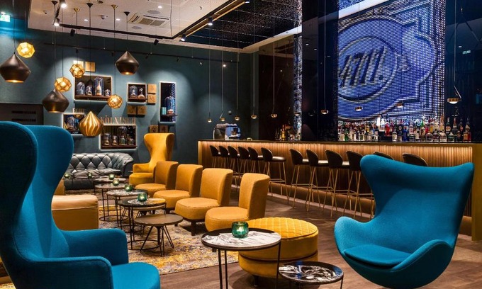 Altstadt-Sued Hotel | Pet-Friendly Comfort at Motel One Köln-Waidmarkt