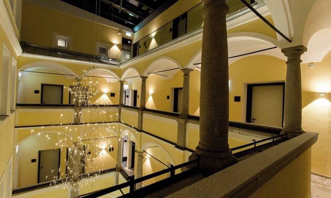 Altstadtviertel Hotel | Discover Motel One Linz - Hauptplatz: 9.4/10 Guest Rated