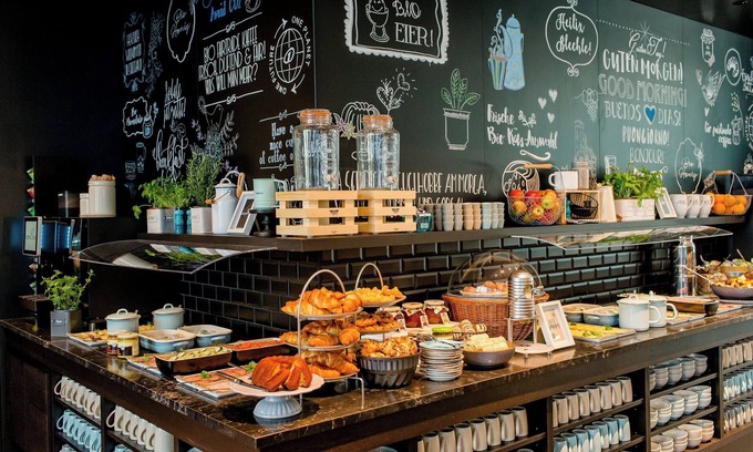 Hauptbahnhof Hotel | Discover Motel One Stuttgart-Hauptbahnhof: Rated 9.2/10