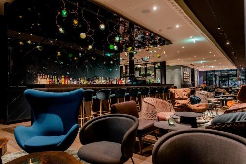 Hauptbahnhof Hotel | Discover Motel One Stuttgart-Hauptbahnhof Near the Station