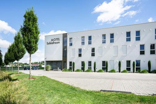 Schlußlberg Bed & Breakfast | Experience Comfort at Motel Schlafraum Schlüßlberg