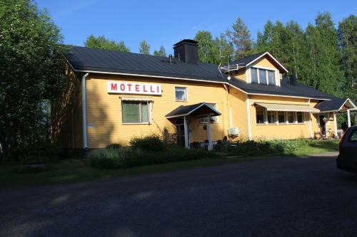 Karsamaki Hotel | Pet-Friendly Retreat at Motelli Nuttulinna with Ocean Views