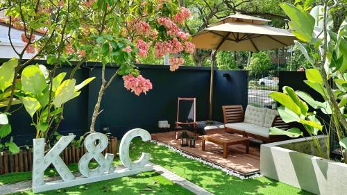 Thomson Road Apartment | Inviting Moulmein Studios: Child-Friendly Serviced Apartments