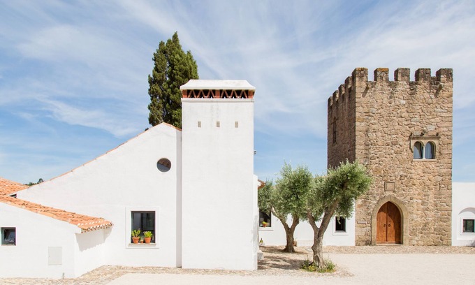 Margem House | Ideal Mount Alentejano Retreat for Families & Friends