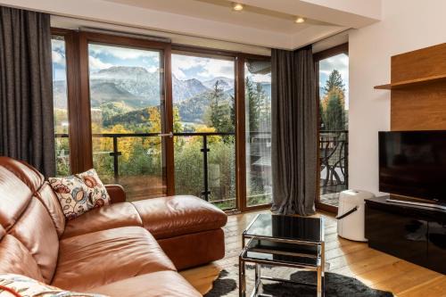 Zakopane Apartment | Exceptional MOUNTAIN BASE Apartment Bellissimo - Pet Friendly Stay