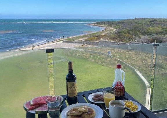 Hellshire Apartment | Inviting Mountain Beach View Apartments in Sandhills Hellshire