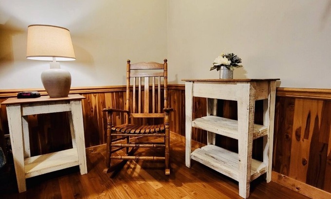 Elkins Cabin | Cozy Mountain Cabin 3 with Hot Tub & Sauna Experience