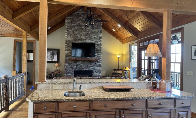 Ferguson Cabin | Inviting Mountain Cabin with Fireplace & Panoramic Views