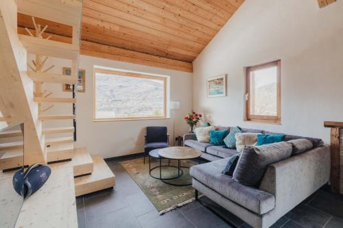 Villar-Saint-Pancrace Apartment | Unforgettable Mountain Escape with Child-Friendly Amenities