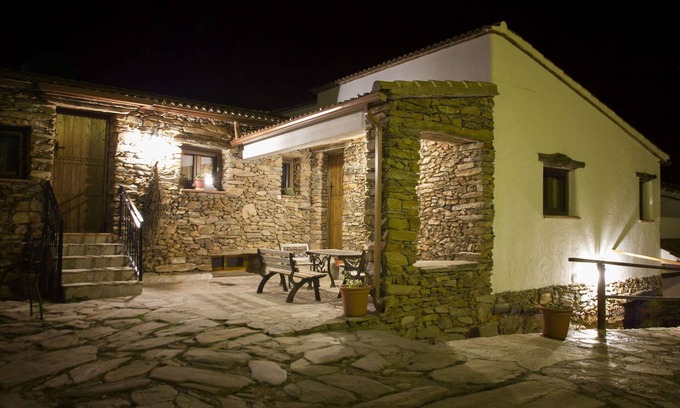 Laroya House | Pet-Friendly Getaway at Belvilla by OYO Casa la Albaida