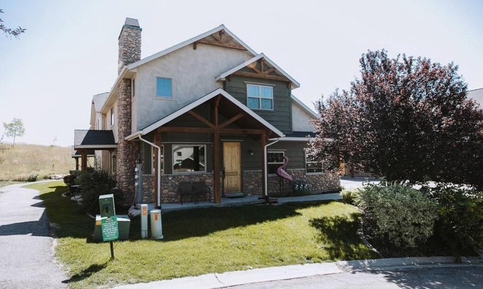 Wolf Creek Apartment | Relaxing Mountain Getaway with Private Pool and Hot Tub