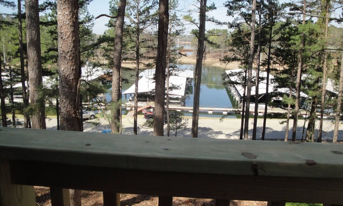 Mount Ida Cottage | Idyllic Mountain Harbor Two Bedroom Lodge Cottage Retreat