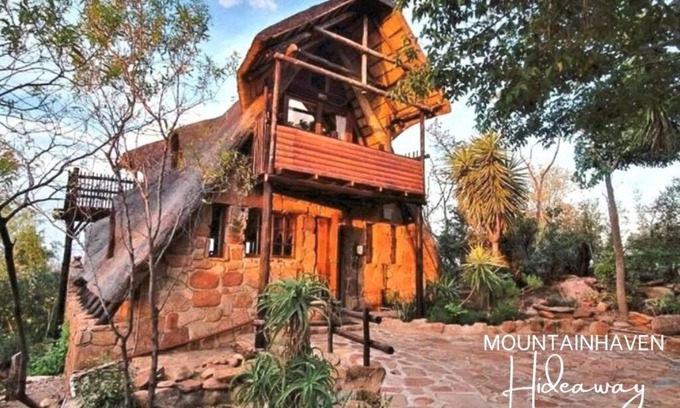 Buffelspoort Ski Chalet | Relaxing Mountain Haven Hideaway with Pool & Breakfast