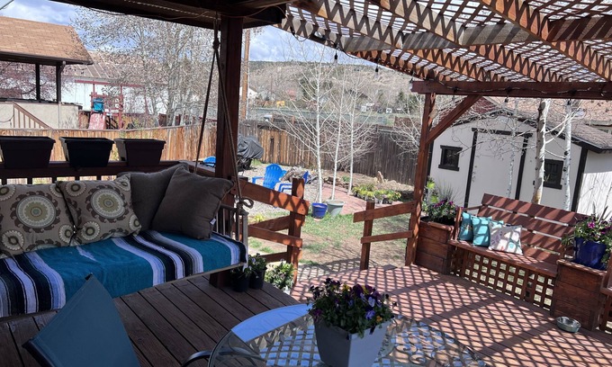 Eagle House | Mountain Retreat with Direct Access to Resorts & Family Amenities