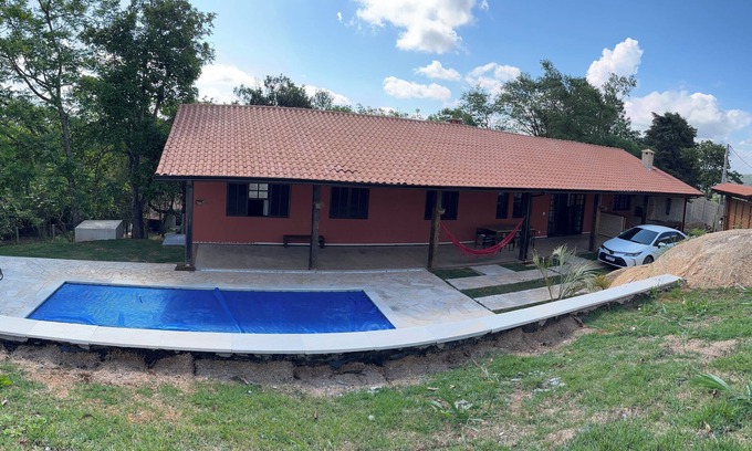 Paruru House | Mountain House with heated pool, fireplace, barbecue