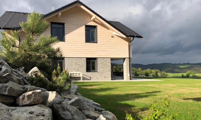 Dolny Kubin Ski Chalet | Top-Rated Mountain Houses Kubínska hoľa with Hot Tub