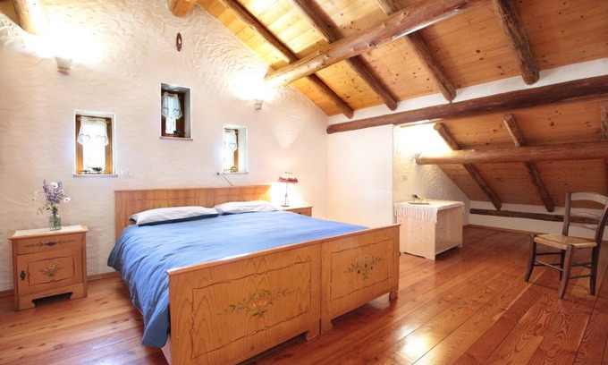 Lamon Ski Chalet | Pet-Friendly Retreat at Belvilla by OYO Costa di Gial