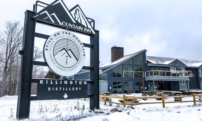 Killington Hotel | Pet-Friendly Retreat at Mountain Inn in Killington