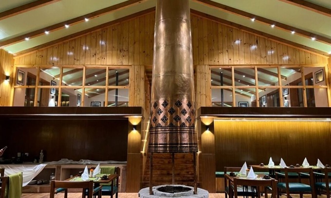 Phakding Hotel | Cozy Mountain Lodges of Nepal - Family-Friendly Retreat