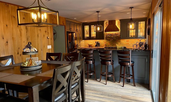 Dorrington House | Ideal Mountain Retreat for Groups near Bear Valley Ski Resort
