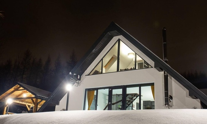 Posada Gorna House | Cozy Holiday Home in Posada Górna with Bubble Bath