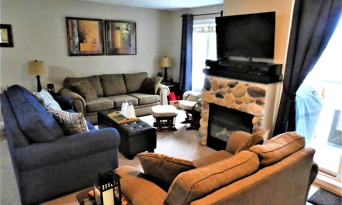 East Kootenay Condo | Mountain View Condo: Guest Rated 10/10 with Pool & Balconies