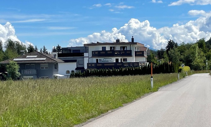 Goetzens Apartment | Mountain View Apartment - WEITBLICKnGötzens near Innsbruck