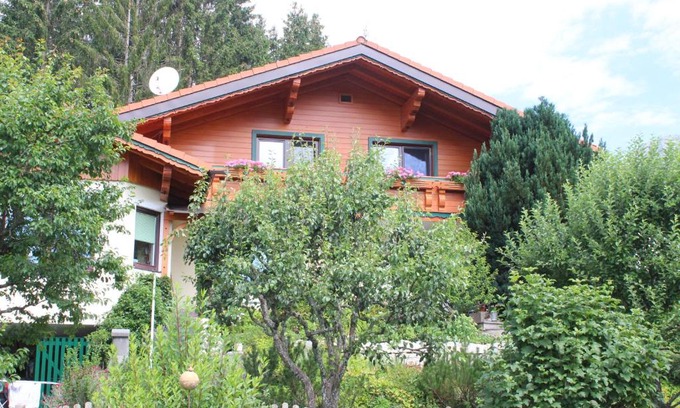 Ramsau am Dachstein Apartment | Scenic Mountain-View Hotel with Family-Friendly Amenities
