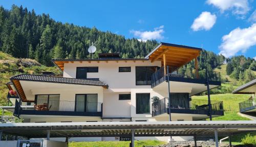 Reichenau Apartment | Mountain View by Globalimmoservice