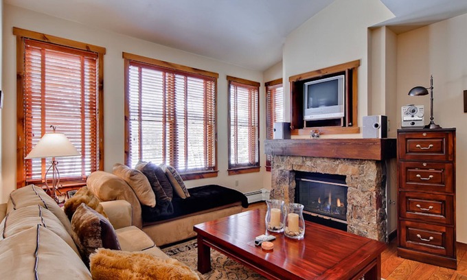 Historic District Condo | Scenic Condo with Pool, Hot Tubs & Steps to Main Street