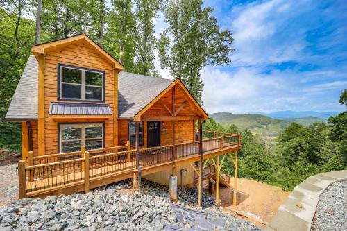 Fleetwood House | Elegant Fleetwood Retreat with Deck and Scenic Views