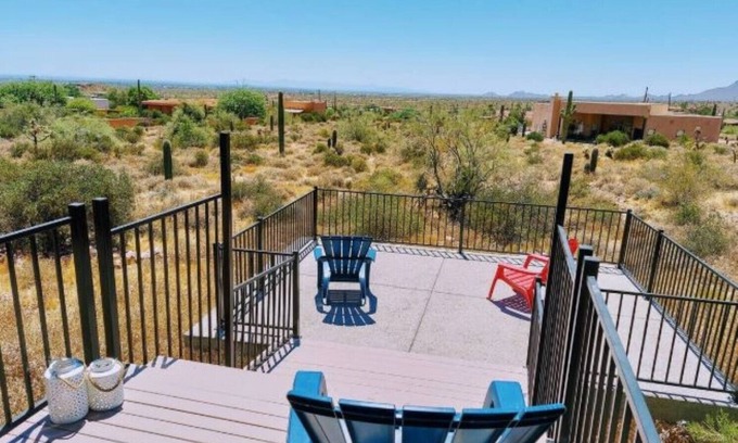 Apache Junction House | Mountain View Getaway with Oceanfront Breakfast & 9.8 Score