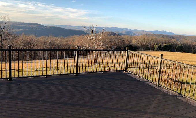 West Cornwall House | Experience the Mountain View Getaway with Pool & Lake Access
