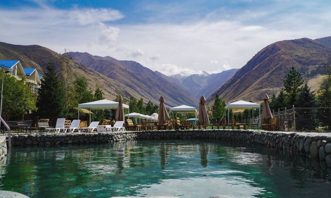 Chuy Province Resort | Relaxing Retreat at Mountain View Hot Spring Resort